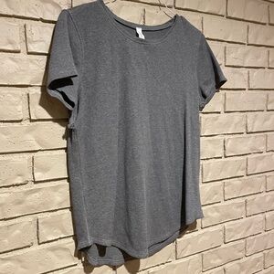 Lululemon Tee